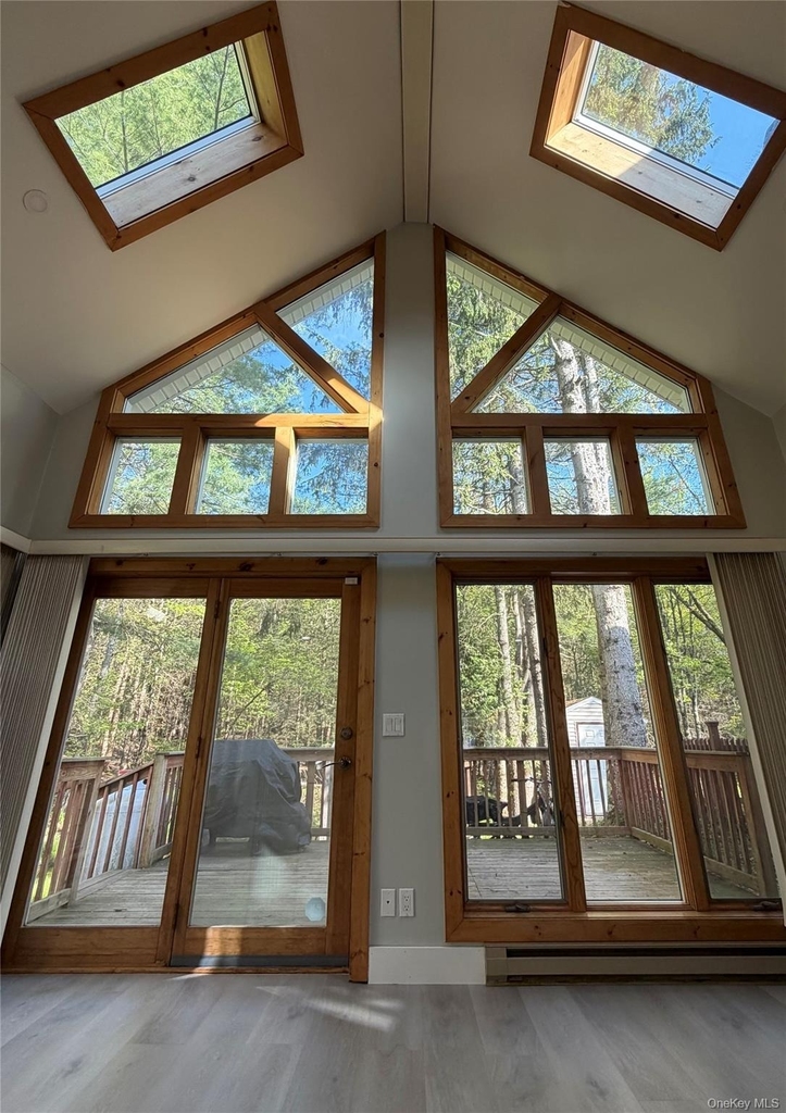 60 Medallion Road - Photo 4