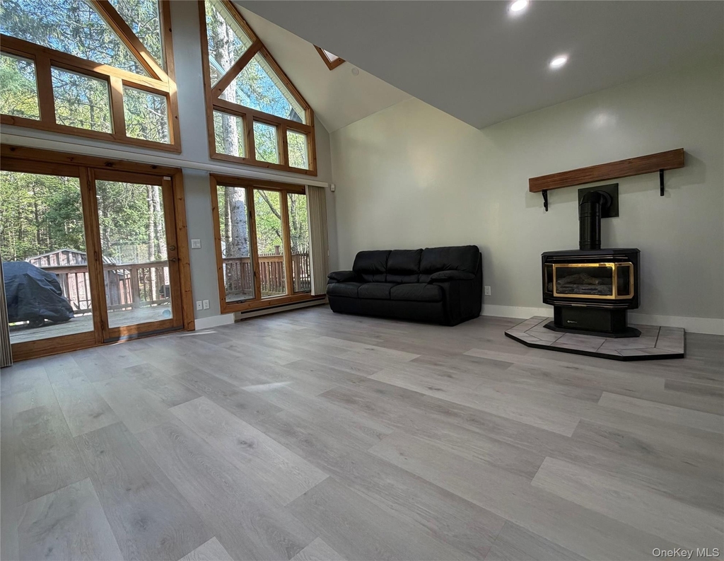 60 Medallion Road - Photo 3