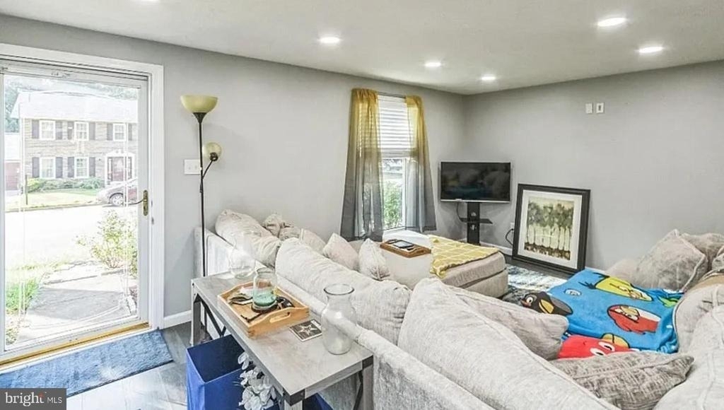 15337 Edgehill Drive - Photo 5
