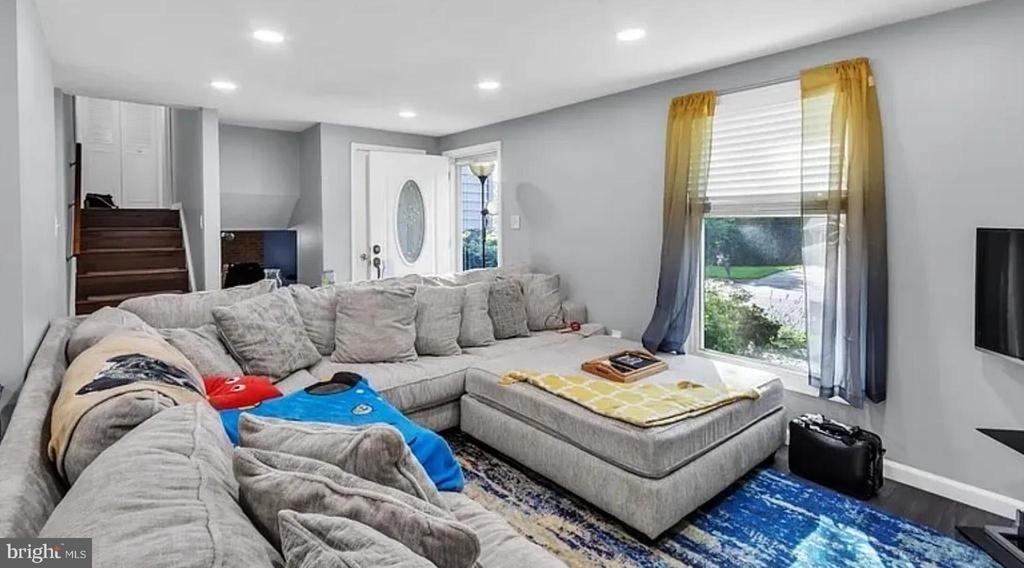 15337 Edgehill Drive - Photo 4