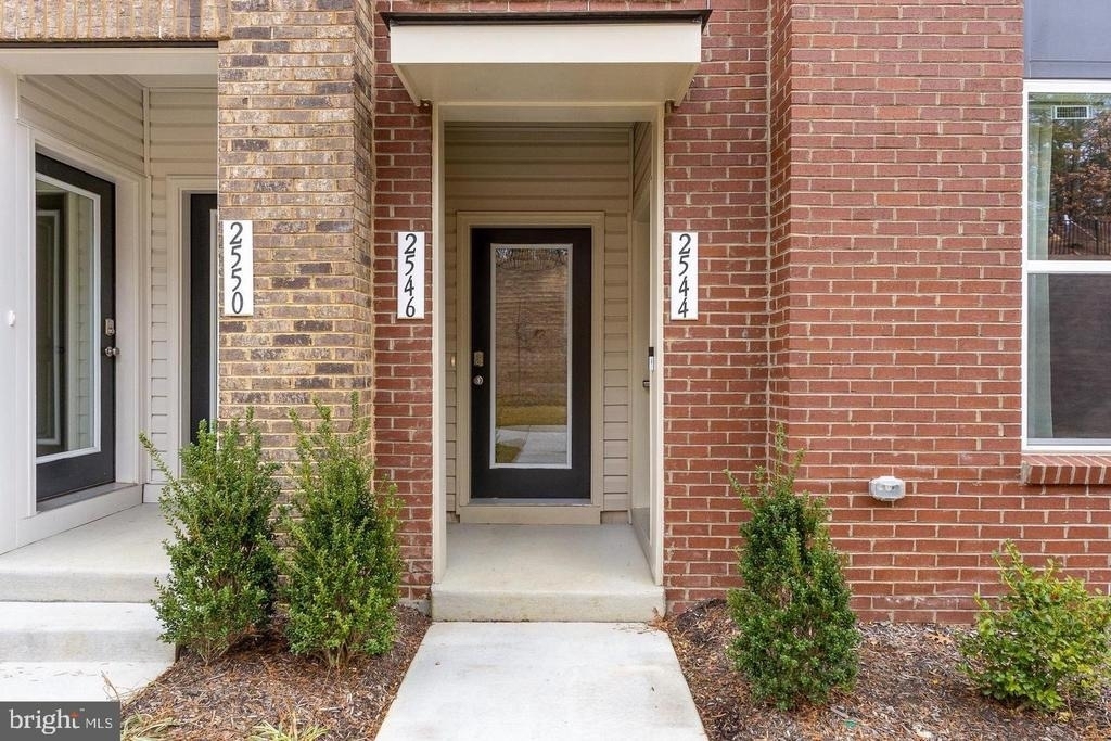 2546 Neabsco Common Place - Photo 1