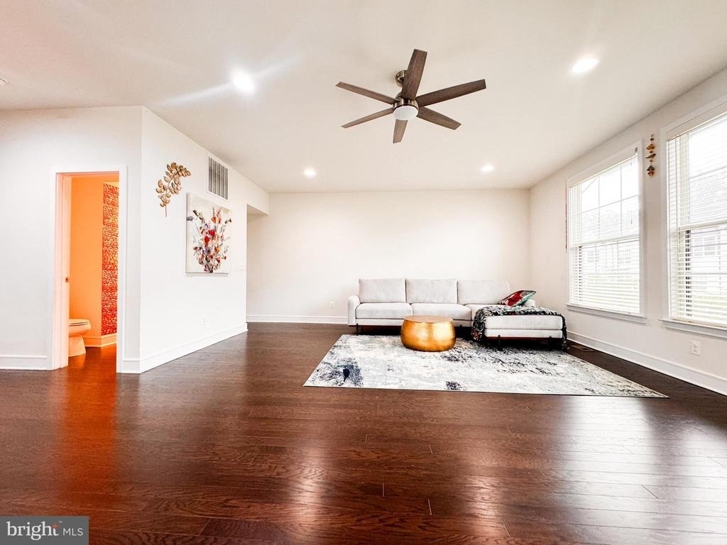 25419 Reed Orchard Terrace - Photo 14