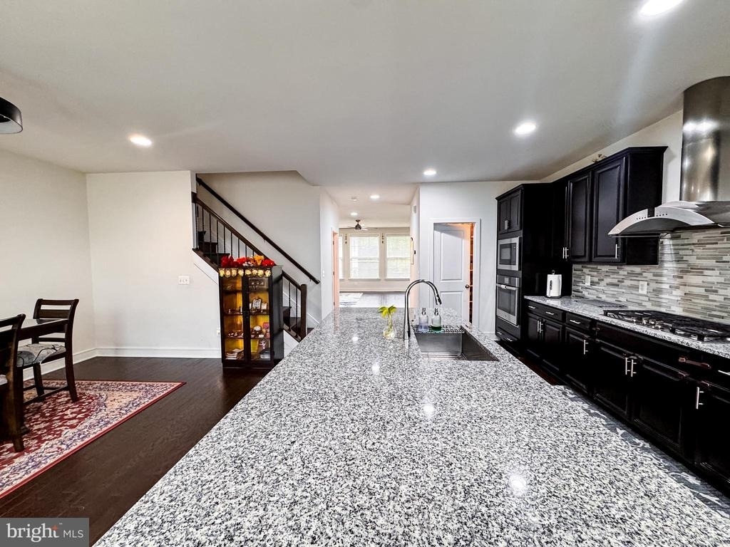 25419 Reed Orchard Terrace - Photo 21