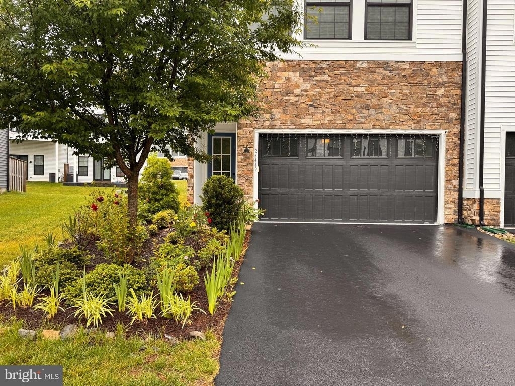 25419 Reed Orchard Terrace - Photo 1