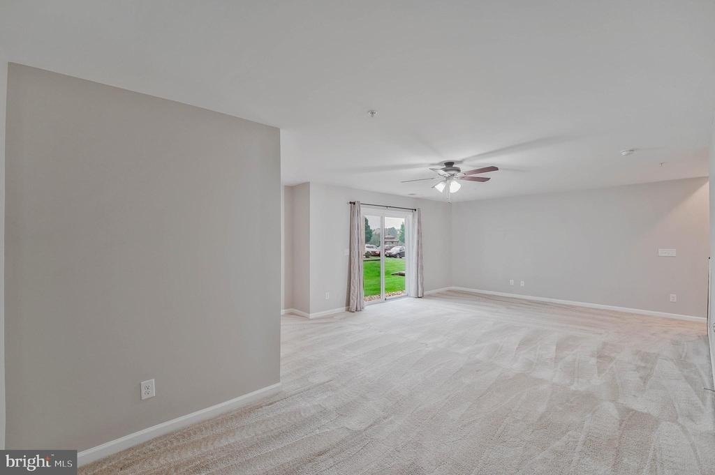 25218 Briargate Terrace - Photo 33