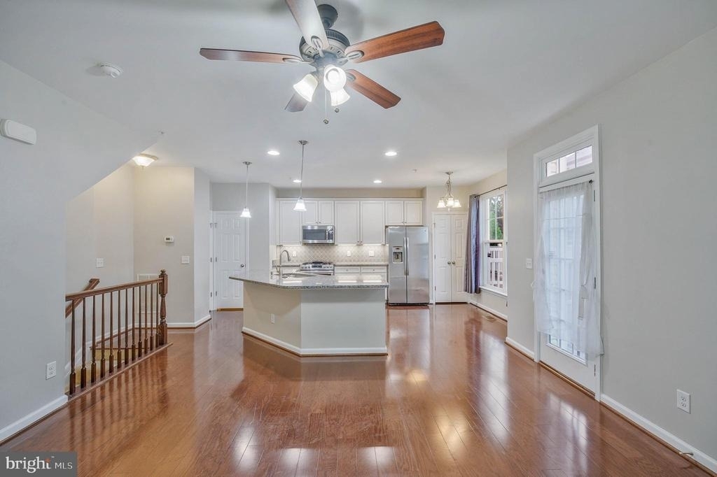25218 Briargate Terrace - Photo 4
