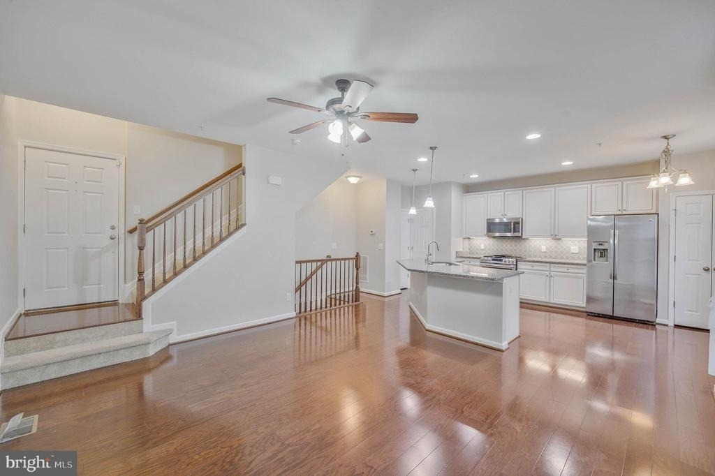 25218 Briargate Terrace - Photo 3