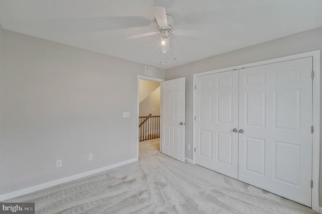 25218 Briargate Terrace - Photo 27