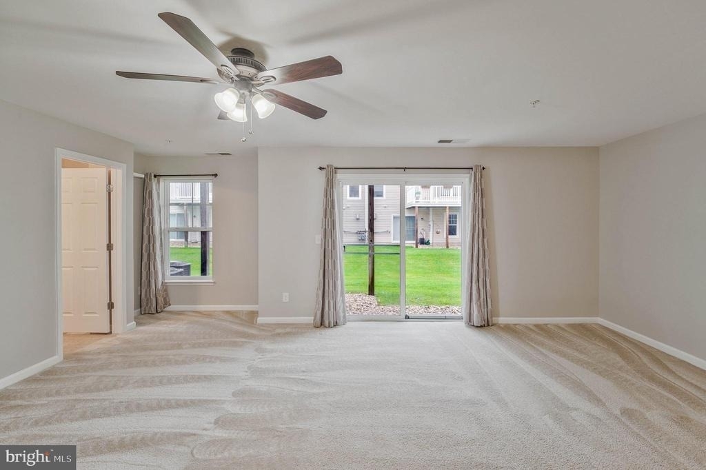 25218 Briargate Terrace - Photo 29