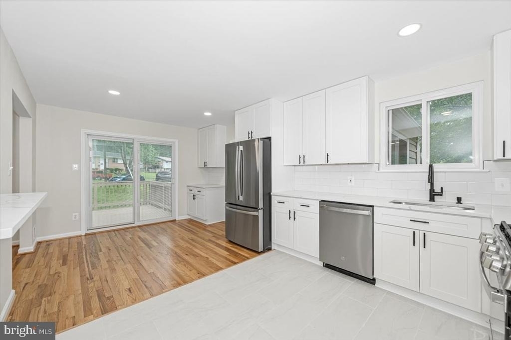 8624 Parliament Drive - Photo 11