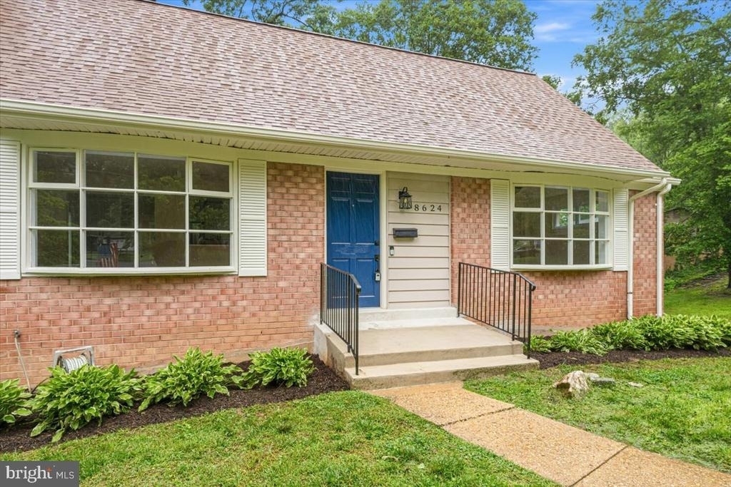 8624 Parliament Drive - Photo 5