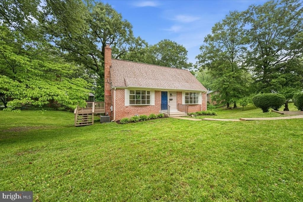 8624 Parliament Drive - Photo 3