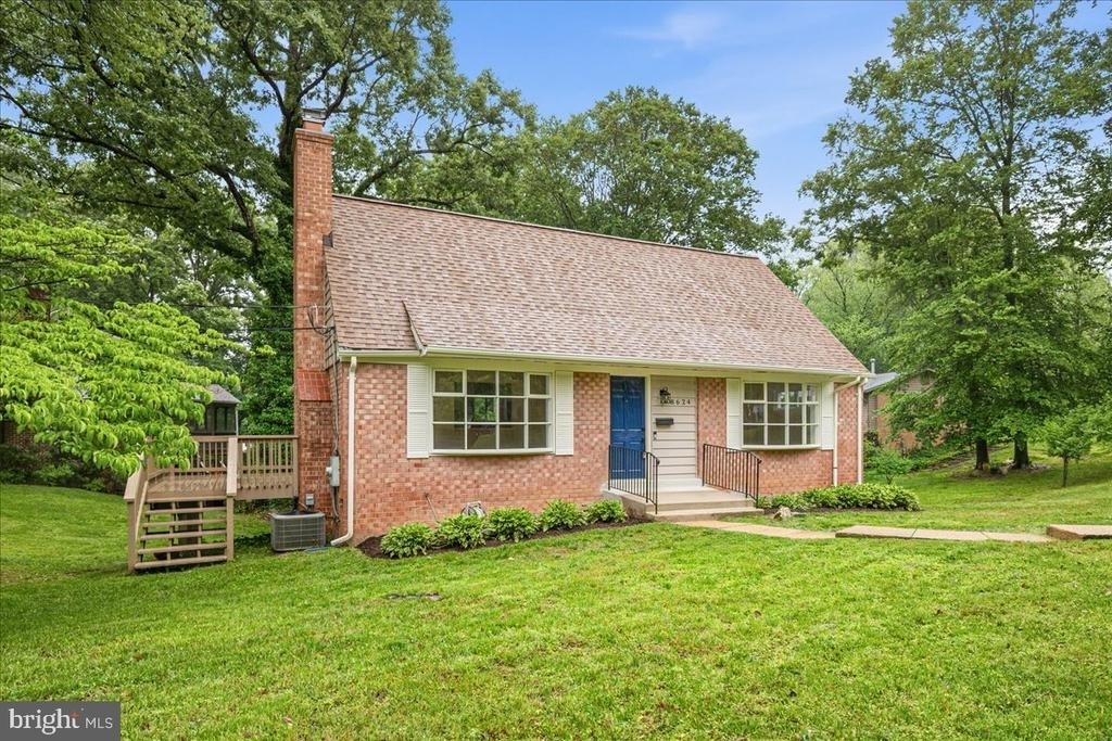 8624 Parliament Drive - Photo 4