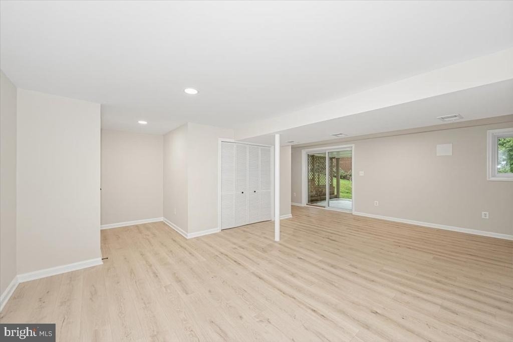 8624 Parliament Drive - Photo 34