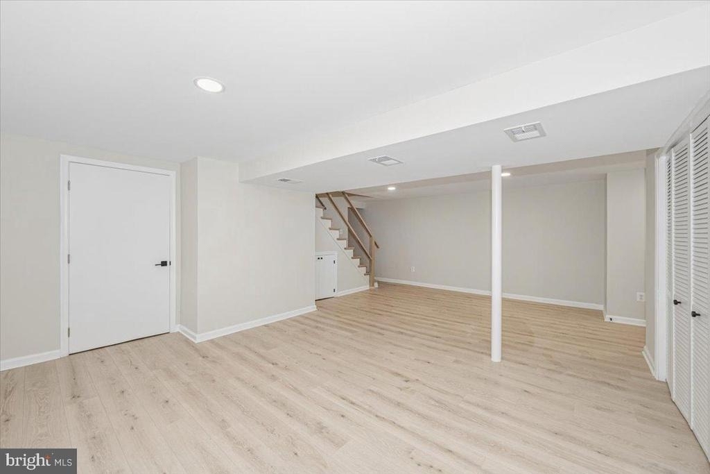 8624 Parliament Drive - Photo 31