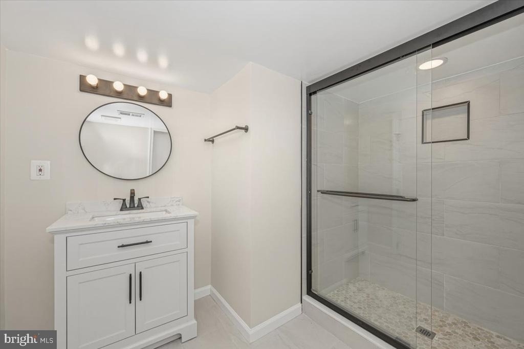 8624 Parliament Drive - Photo 38
