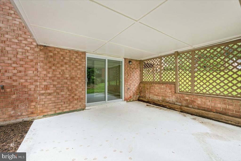 8624 Parliament Drive - Photo 40