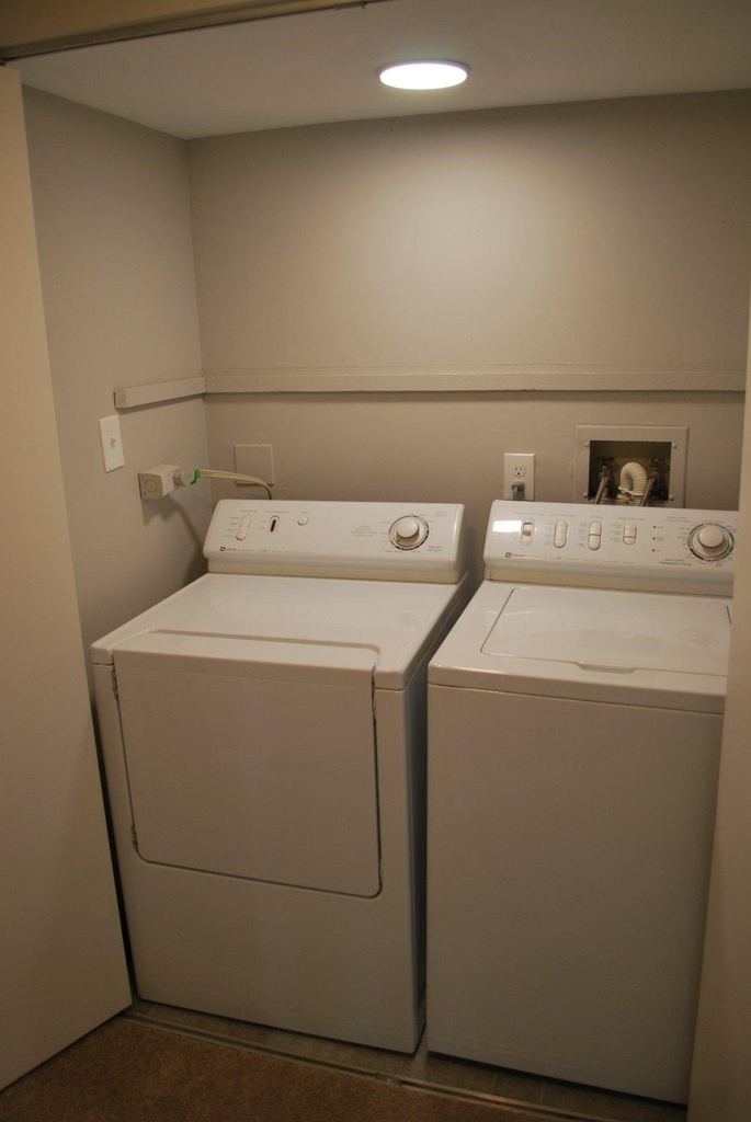 9707 Kings Crown Court - Photo 8