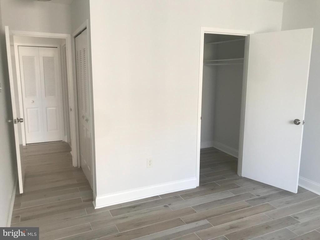 3705 S George Mason Drive - Photo 11