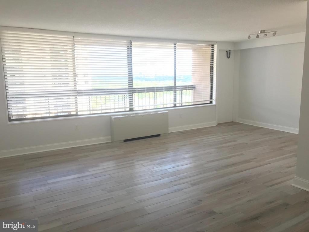 3705 S George Mason Drive - Photo 2
