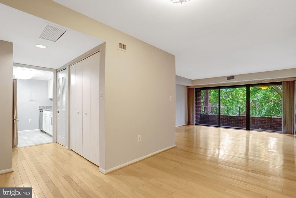1600 Prince Street - Photo 3