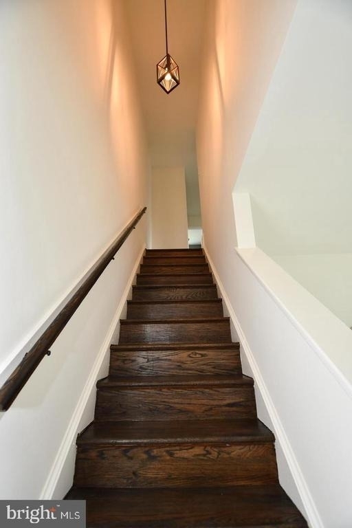 201 Laverne Avenue - Photo 7