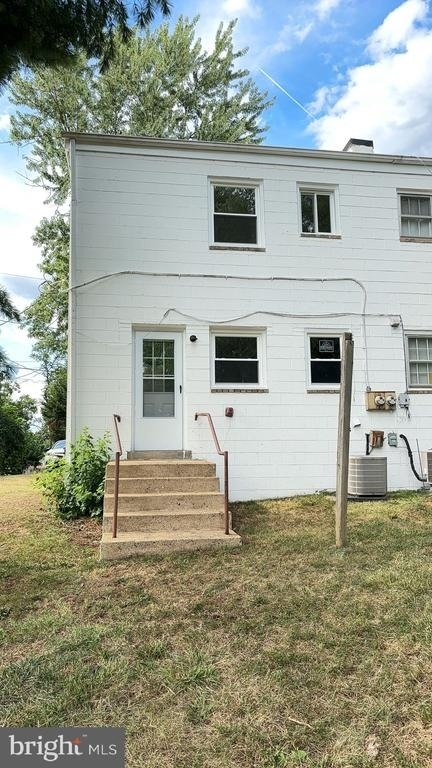 201 Laverne Avenue - Photo 13