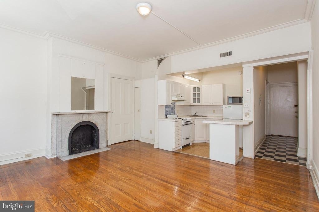 1807 Spruce Street - Photo 0