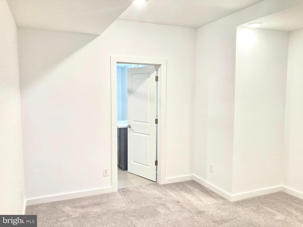 1843 N 6th Street - Photo 10