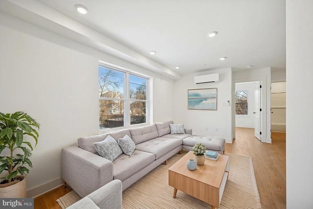 3413 N 19th Street - Photo 2