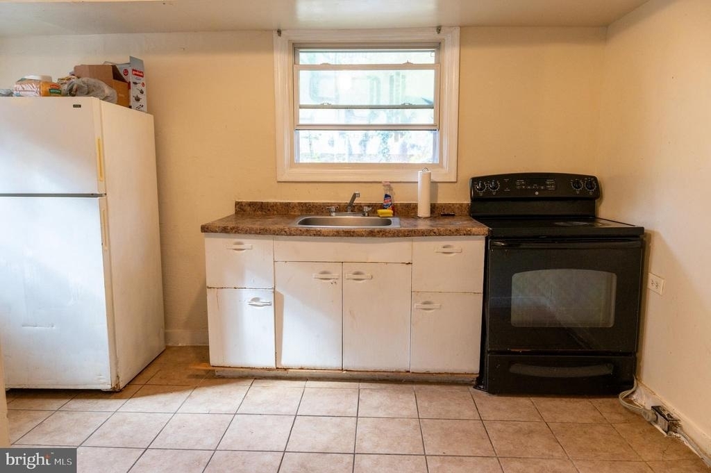 835 E Chelten Avenue - Photo 11