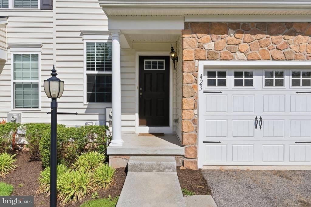 423 Sweet Bay Lane - Photo 3
