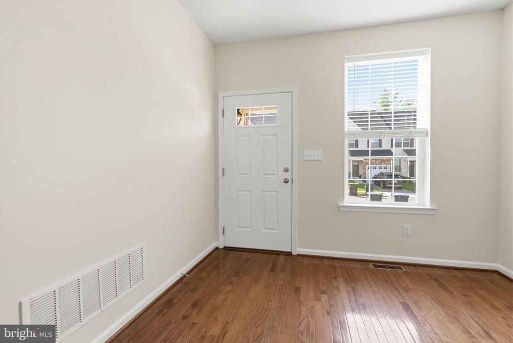 423 Sweet Bay Lane - Photo 4