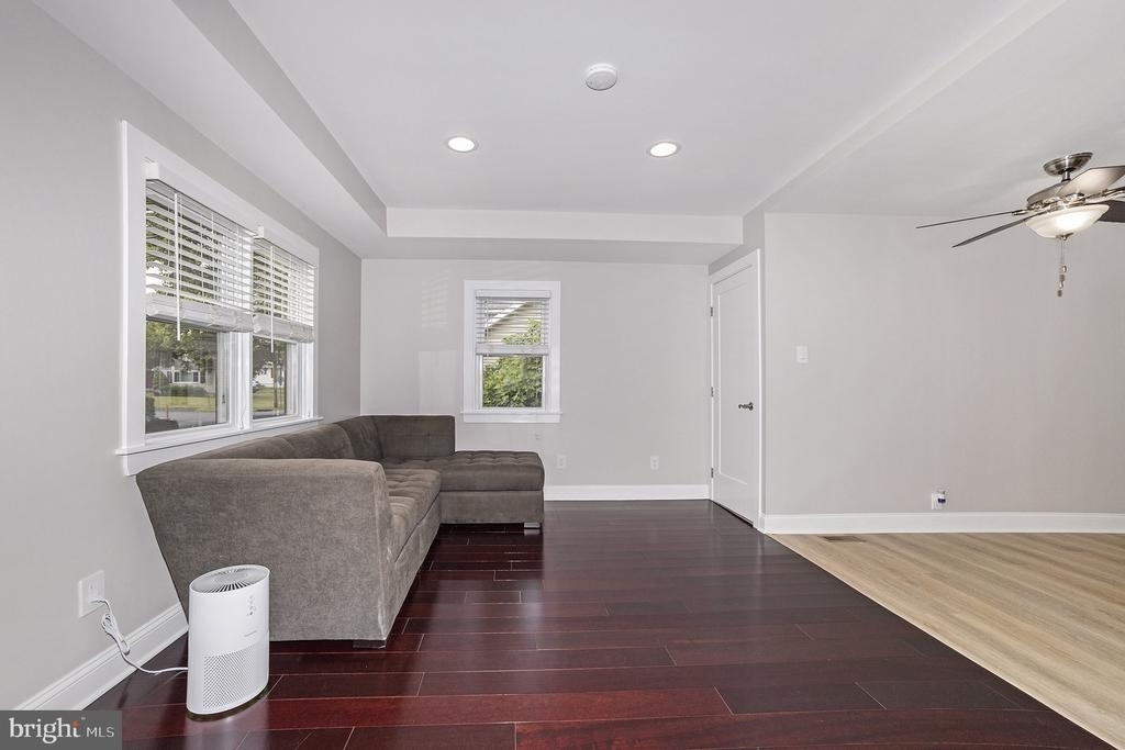 524 Continental Road - Photo 4