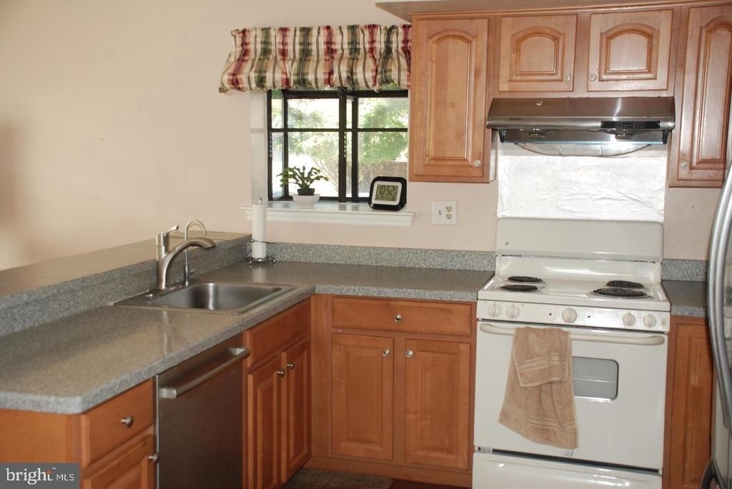 28 Knox Court - Photo 6
