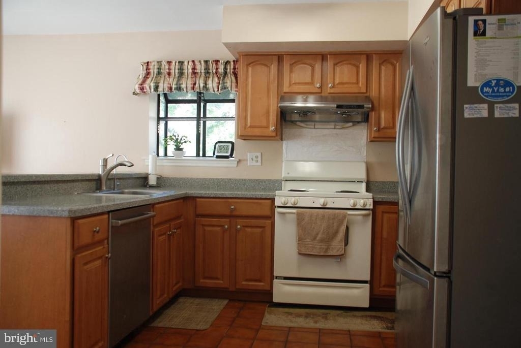 28 Knox Court - Photo 7