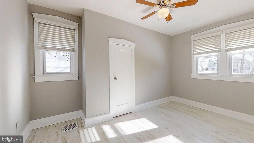 30 E 4th Avenue - Photo 10
