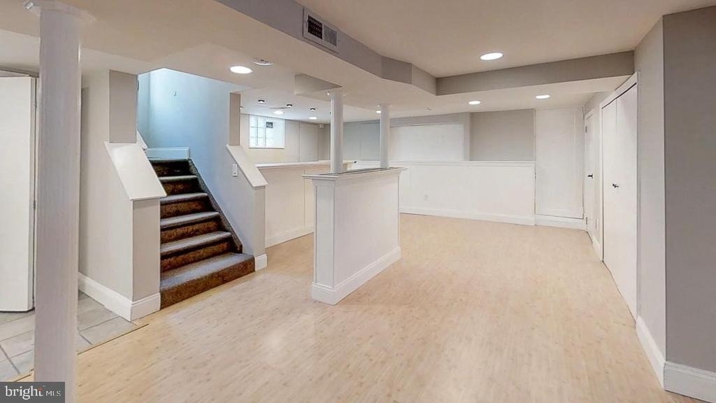 30 E 4th Avenue - Photo 8