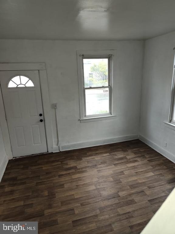 629 2nd St N - Photo 0