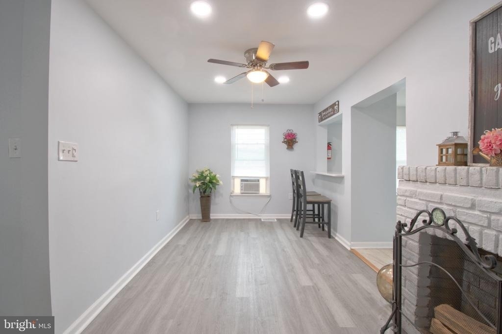 1012 W 3rd Street - Photo 8
