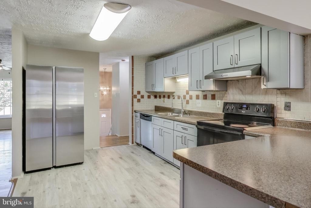 9217 Briarchip Street - Photo 10