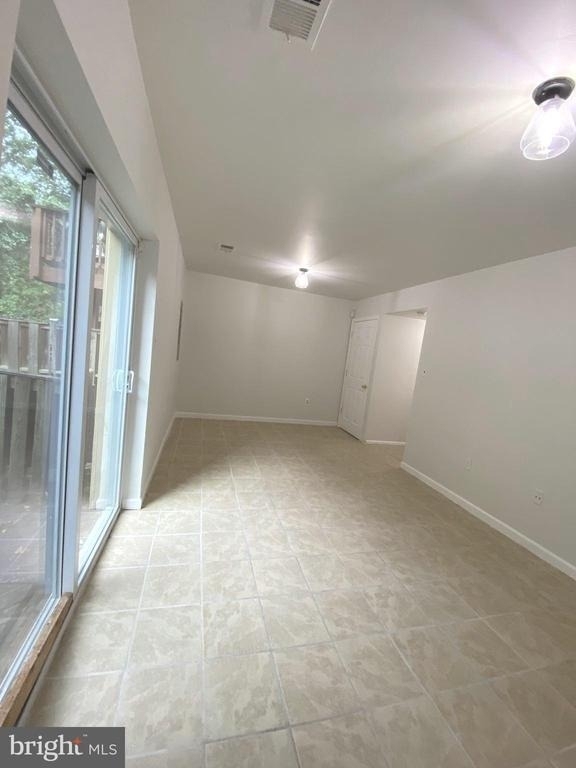 15947 Dorset Road - Photo 21