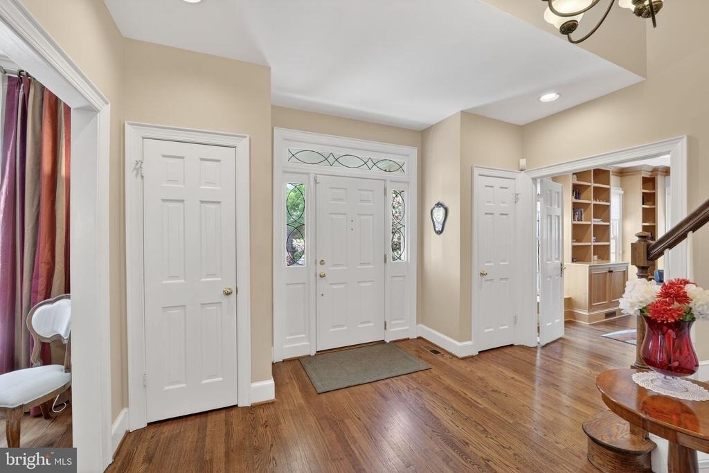 5115 Cape Cod Court - Photo 3