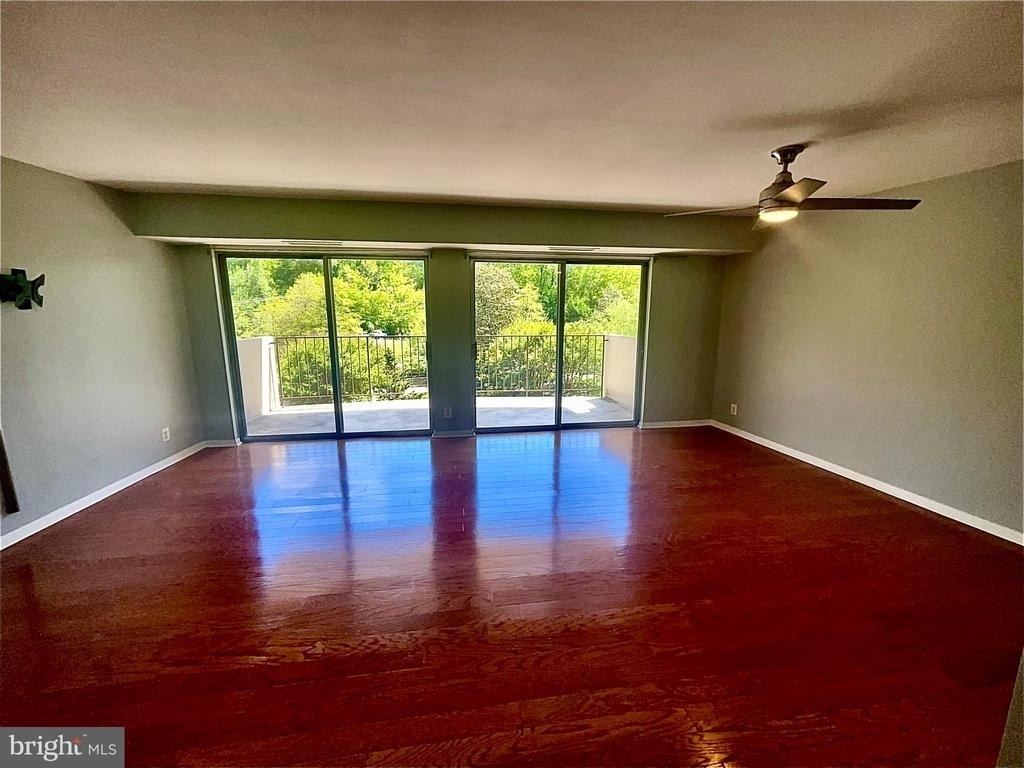 9039 Sligo Creek Parkway - Photo 12