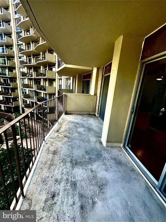 9039 Sligo Creek Parkway - Photo 23