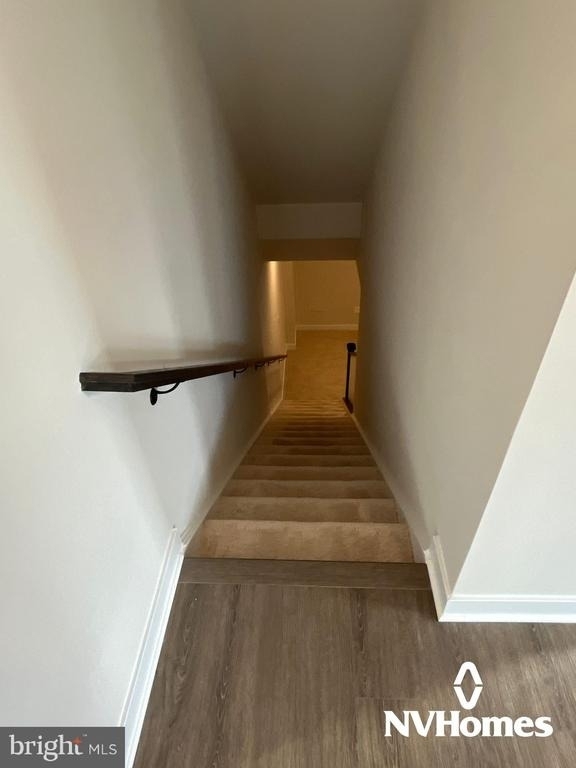 6000 Stoneroller St - Photo 1