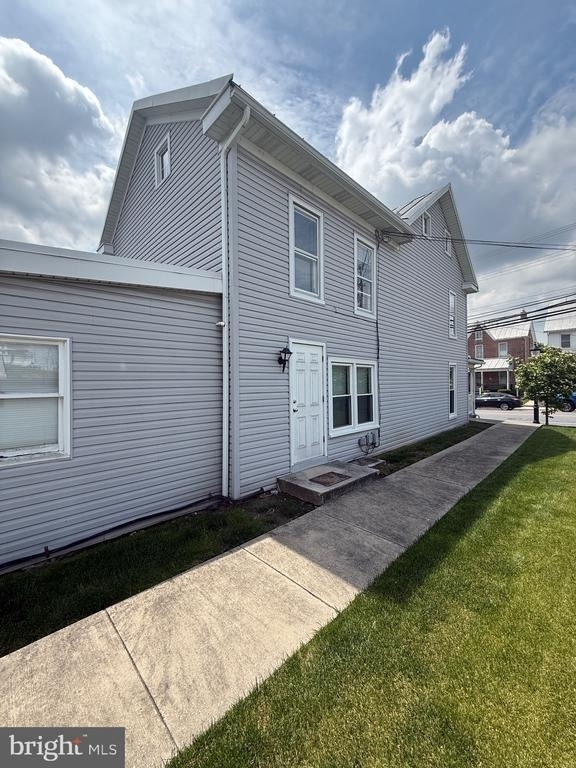 1331 N Main Street - Photo 0