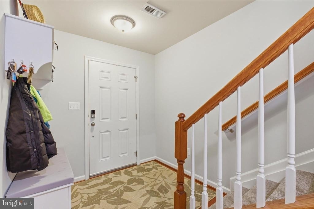 5457 Spotswood Place - Photo 4