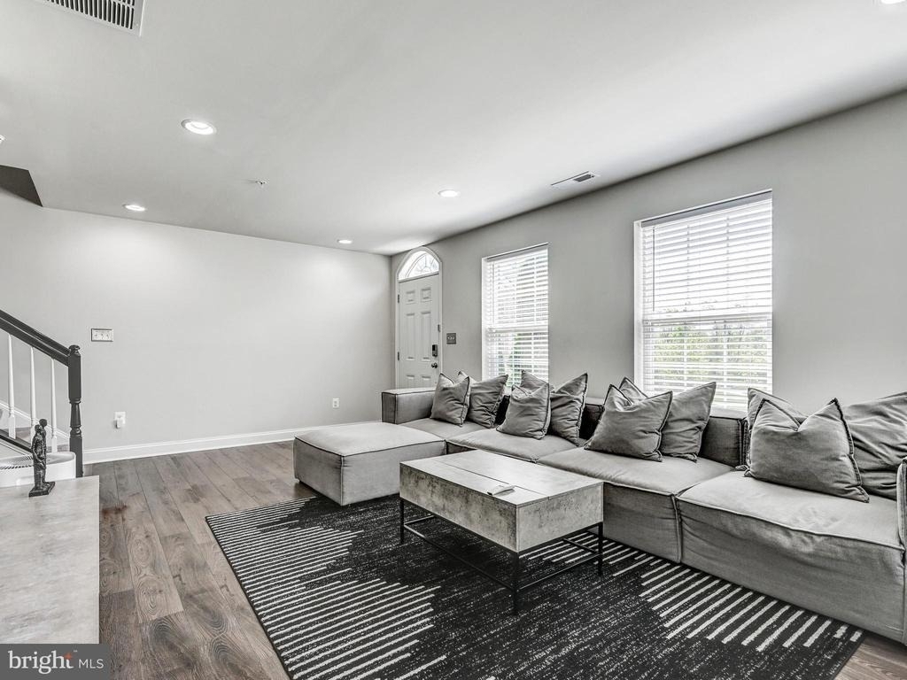 5000 John Buck Avenue - Photo 6