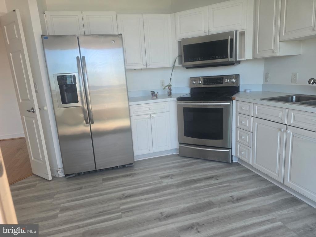 100 Harborview Drive - Photo 6